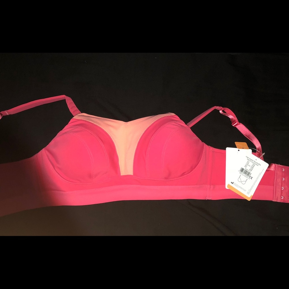 Amoena Bra